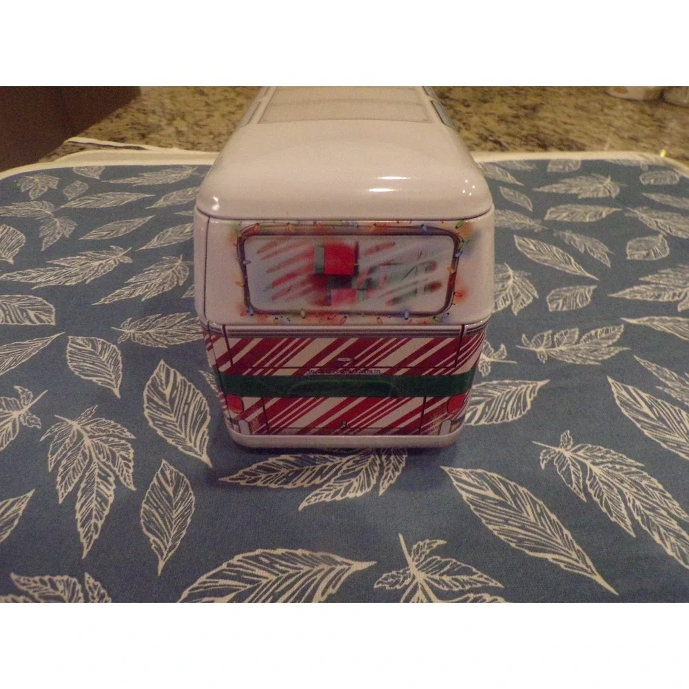 Volkswagen Christmas Bus Tin 550 piece puzzle candy cane stripe wreath & ribbon